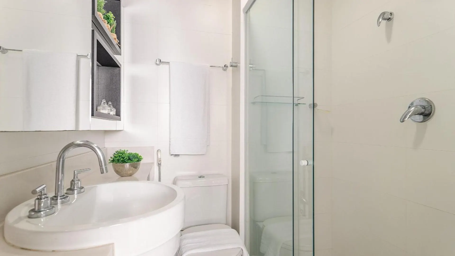 Apartamento De Luxo Com Piscina No Centro Florianópolis Brasilien