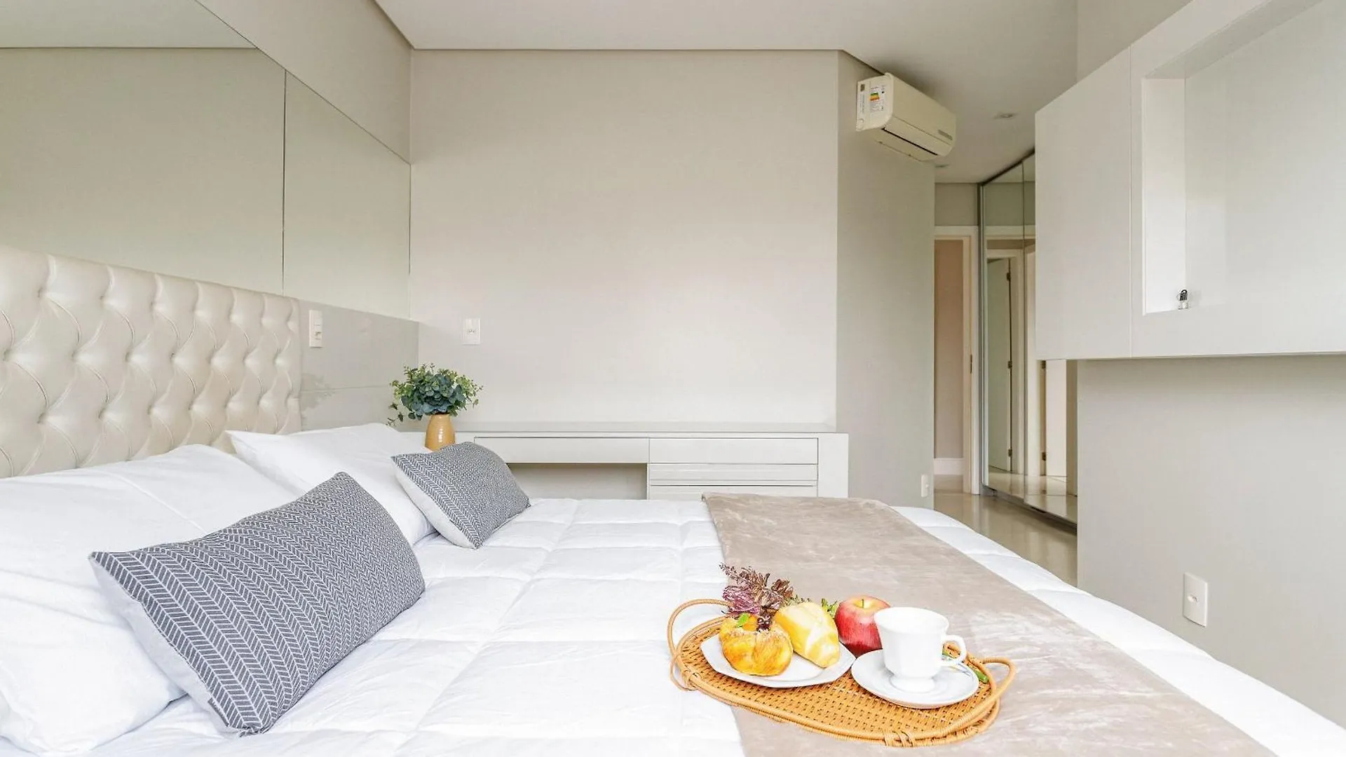 Apartamento De Luxo Com Piscina No Centro Florianópolis Apartment