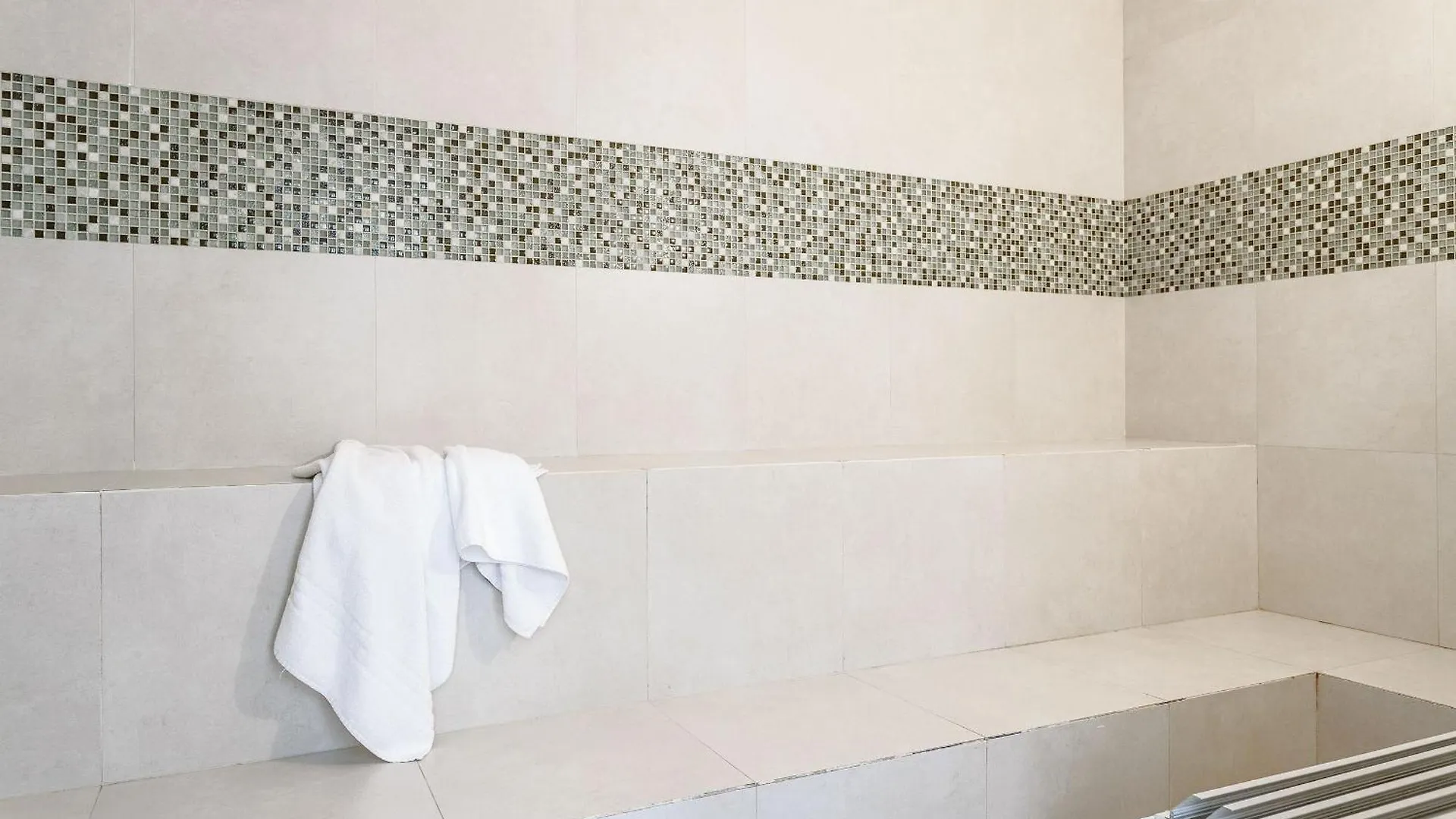 Apartamento De Luxo Com Piscina No Centro Florianópolis