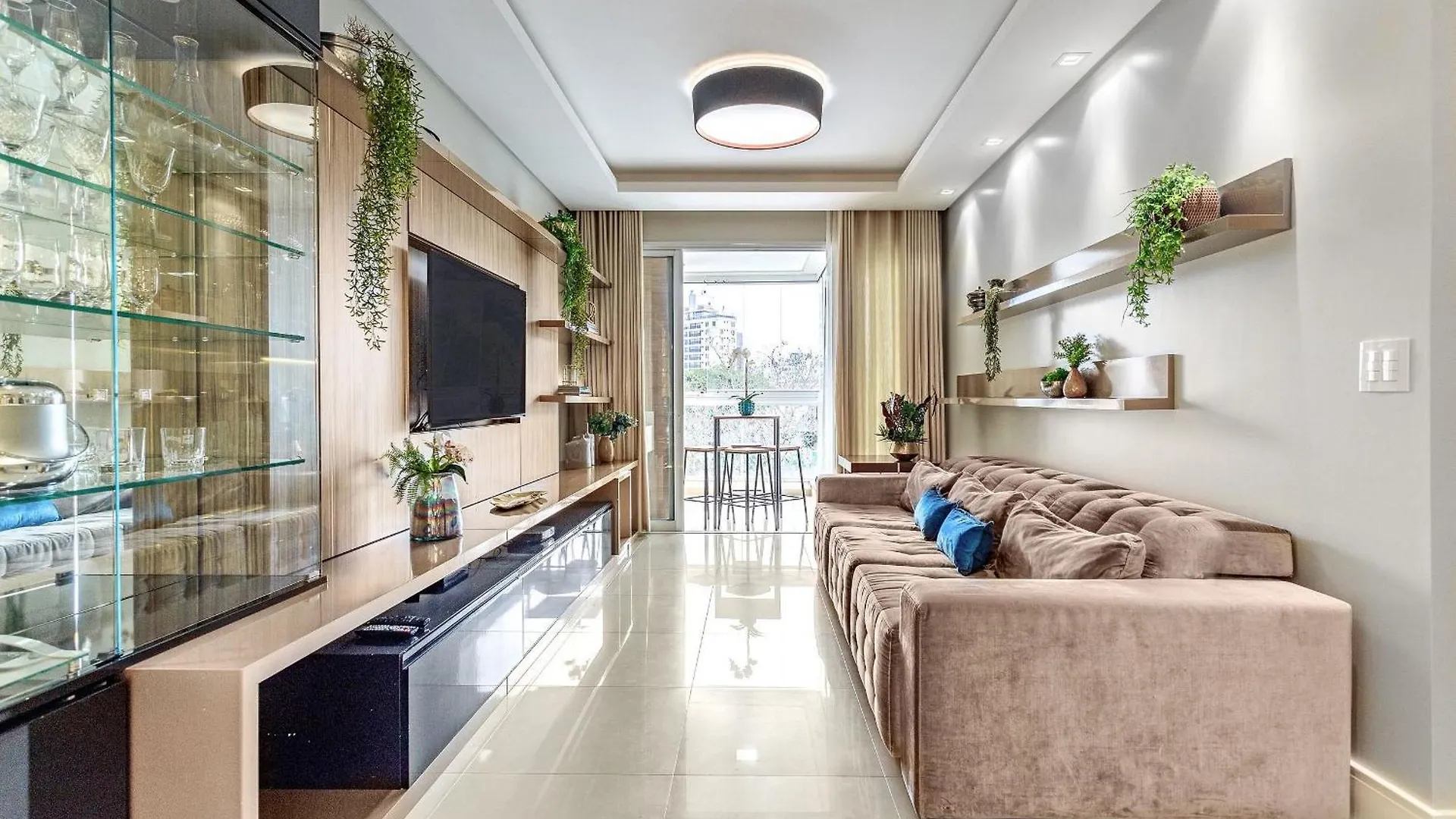 Apartamento De Luxo Com Piscina No Centro Florianópolis